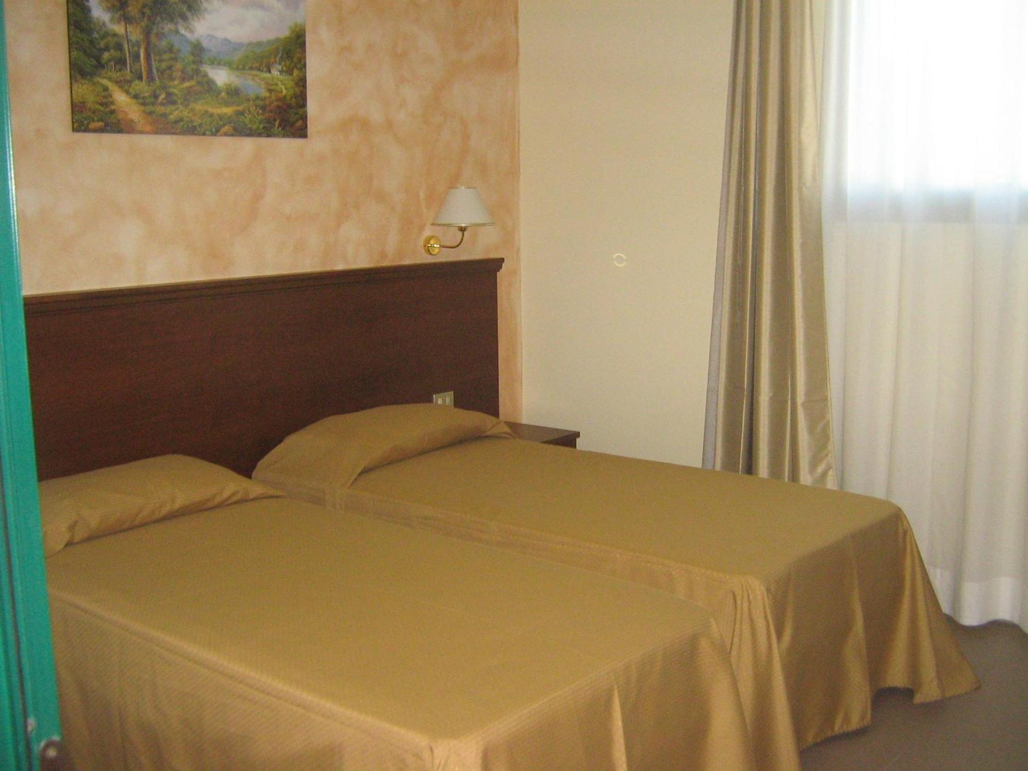 Hostiliae Ciminiera Hotel Ostiglia Buitenkant foto