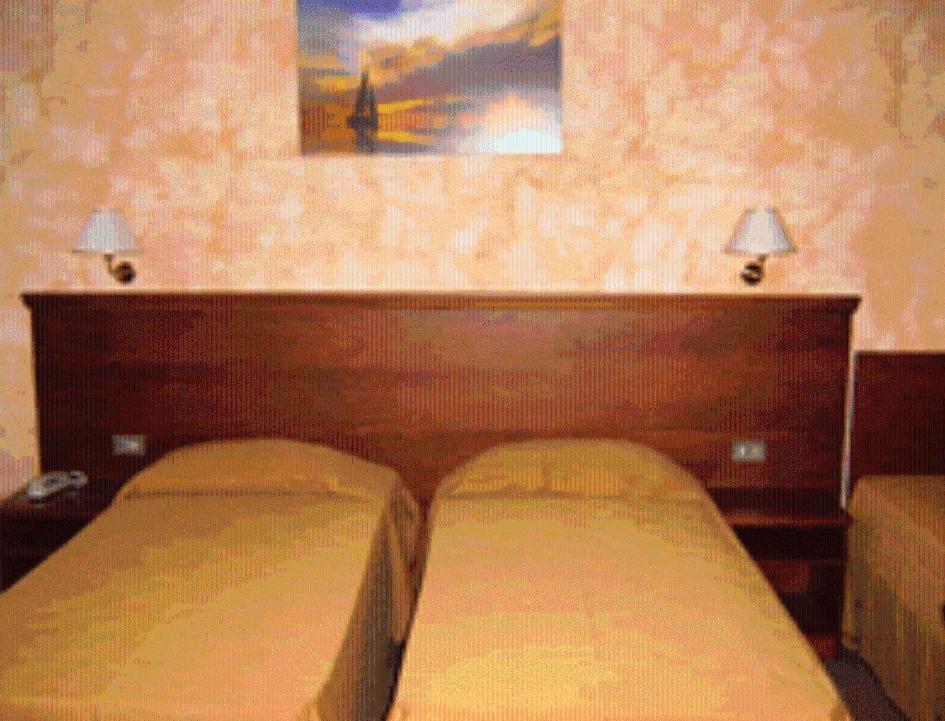 Hostiliae Ciminiera Hotel Ostiglia Kamer foto